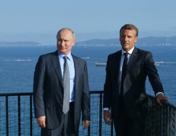 Ο Πούτιν δεν θα προσκληθεί στην 80η επέτειο της Απόβασης στη Νορμανδία