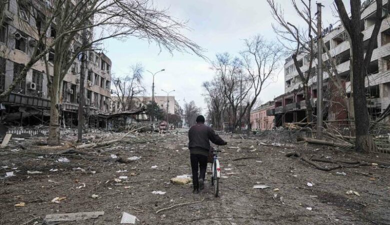 Ουκρανία: Οι κάτοικοι της κατεχόμενης από τους Ρώσους Μαριούπολης πεθαίνουν από την έλλειψη φαρμάκων