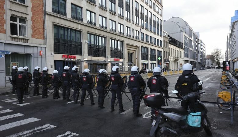 «Όσο ο συναγερμός είναι στη βαθμίδα 4 θα υπάρχει πολύ ισχυρή παρουσία αστυνομίας στις Βρυξέλλες», λέει ο Βέλγος πρωθυπουργός