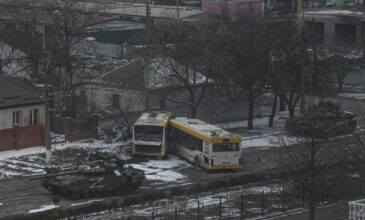 Πόλεμος στην Ουκρανία: Τουλάχιστον 1.000 άμαχοι κρύβονται κάτω από το εργοστάσιο Αζοφστάλ
