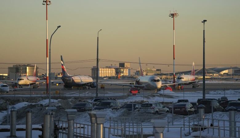 Σε «υποχρεωτική άδεια» το 20% του προσωπικού στο μεγαλύτερο αεροδρόμιο της Ρωσίας
