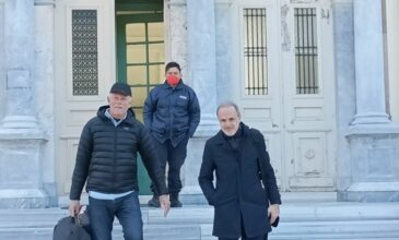 Λέσβος: Ελεύθερος με εγγύηση 4.000 ευρώ ο φωτογράφος που κατηγορείται για κατασκοπεία