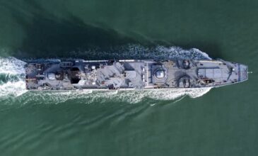 Πόλεμος στην Ουκρανία: Ρωσικό αποβατικό πλοίο υποστήριξης στο κατεχόμενο λιμάνι του Μπερντιάνσκ