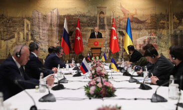 Εποικοδομητικές οι συνομιλίες των διαπραγματευτών Ουκρανίας και Ρωσίας στην Κωνσταντινούπολη