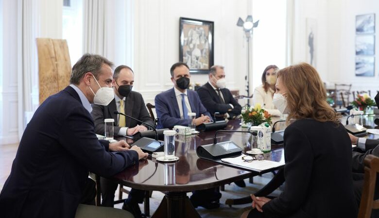 Συνάντηση του πρωθυπουργού με την Ένωση Ελλήνων Εφοπλιστών