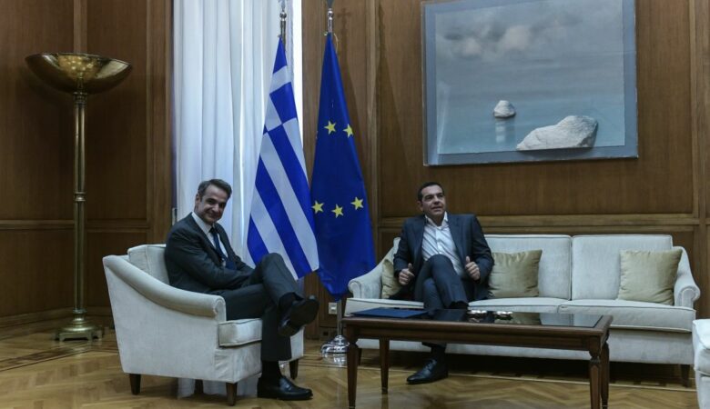 Δημοσκόπηση ΣΚΑΪ: Πώς διαμορφώνεται η «μάχη» ΝΔ με ΣΥΡΙΖΑ – Τι πιστεύει ο κόσμος για τα μέτρα κατά της ακρίβειας