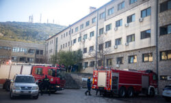 Σε σοβαρή κατάσταση, αλλά εκτός κινδύνου νοσηλεύονται οι δύο τραυματίες από την οπαδική συμπλοκή στη Θεσσαλονίκη