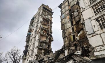 Πόλεμος στην Ουκρανία: «Η Ρωσία χρησιμοποίησε βομβαρδιστικά μεγάλης εμβέλειας στην Μαριούπολη»