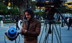 Αργύρης Ντινόπουλος: Σοκ από τον θάνατο του γιου του – Την Τετάρτη το τελευταίο αντίο στο αποτεφρωτήριο Ριτσώνας