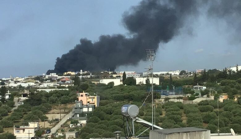 Κρήτη: Μεγάλη φωτιά στη Βιομηχανική Περιοχή Ηρακλείου