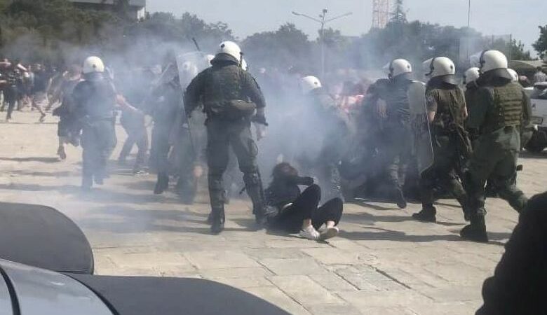 Θεσσαλονίκη: Επίθεση με μολότοφ σε διμοιρία αστυνομικών στο ΑΠΘ