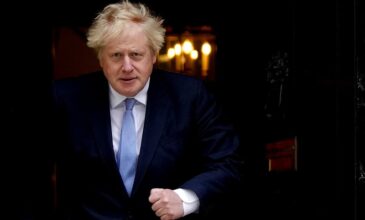 Βρετανία: Ο Μπόρις Τζόνσον σκοπεύει να διεκδικήσει ξανά την πρωθυπουργία