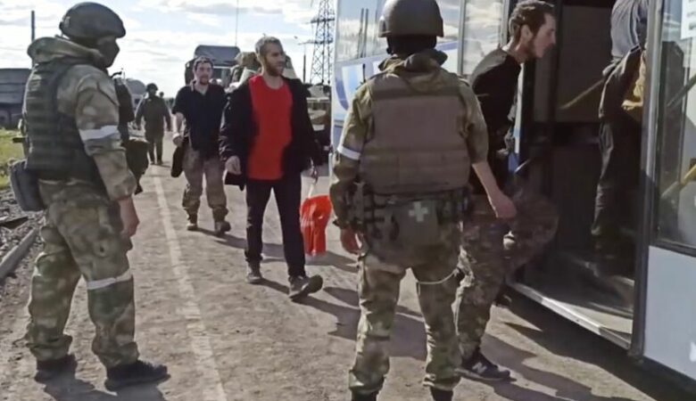 Το ρωσικό Κοινοβούλιο θα εξετάσει το ενδεχόμενο απαγόρευσης ανταλλαγής αιχμαλώτων με μαχητές τάγματος Αζόφ