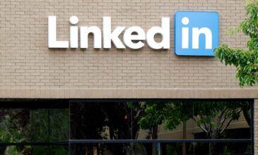 LinkedIn: Προσοχή στη νέα απάτη με ψεύτικες προσφορές εργασίας