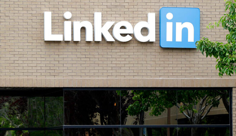 LinkedIn: Προσοχή στη νέα απάτη με ψεύτικες προσφορές εργασίας