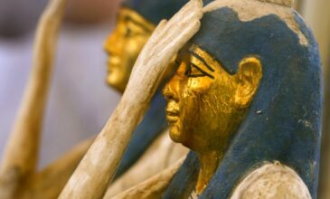 Αίγυπτος: Aρχαιολόγοι ανακάλυψαν εκατοντάδες σαρκοφάγους και αγάλματα θεών στη Σακάρα