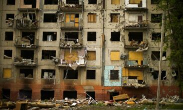 Ουκρανία: Τουλάχιστον 6 νεκροί από κατάρρευση κτιρίου στο Ντονέτσκ από ρωσικό βομβαρδισμό