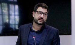 Ηλιόπουλος: «Η ύπαρξη εκβιαζόμενων πολιτικών και στρατιωτικών στελεχών είναι πλήγμα για τη Δημοκρατία»