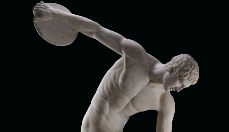 ΗΠΑ: Άνδρας εισέβαλε σε μουσείο και άρχισε να σπάει αρχαία ελληνικά εκθέματα