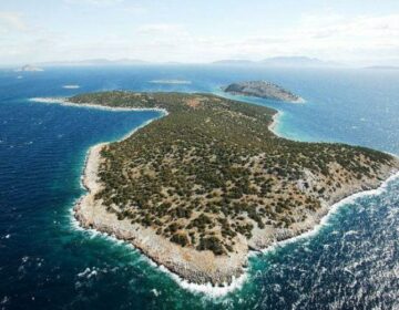 Αυτά είναι τα πέντε νησιά που πωλούνται αυτήν τη στιγμή στην Ελλάδα – Πόσο κοστίζουν