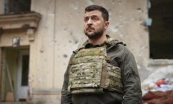 Ουκρανία: Ο Ζελένσκι επισκέφθηκε κέντρο διοίκησης των δυνάμεων που μάχονται στην περιφέρεια Ντονέτσκ