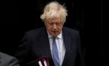 Βρετανία: Ο Μπόρις Τζόνσον εξασφάλισε τη στήριξη 100 βουλευτών στη «μάχη» για την πρωθυπουργία
