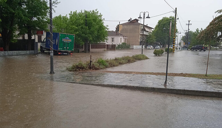 Ποιες είναι οι 10 περιοχές στην Ελλάδα που κινδυνεύουν από πλημμύρες