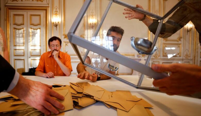 Γαλλία: Οριακή διαφορά Μακρόν και Μελανσόν με 20.000 ψήφους – Θρίλερ στο δεύτερο γύρο