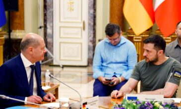 Ο Ζελένσκι «αποδέχτηκε πρόσκληση» του Σολτς να συμμετάσχει στην επόμενη σύνοδο κορυφής της G7