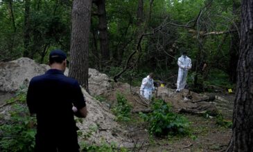 Ουκρανία: Νέος ομαδικός τάφος με 300 πτώματα αμάχων βρέθηκε στο Λισιτσάνσκ