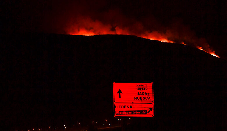 Ισπανία: Στις φλόγες χιλιάδες στρέμματα δάσους εν μέσω καύσωνα – Εκκενώθηκε το πάρκο Πουί ντου Φου