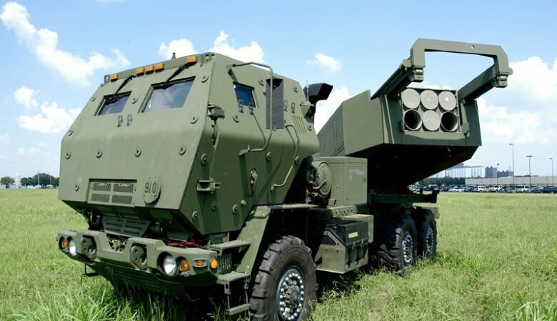 Ουκρανία: Αμερικανικά πυραυλικά συστήματα HIMARS έφθασαν στη χώρα