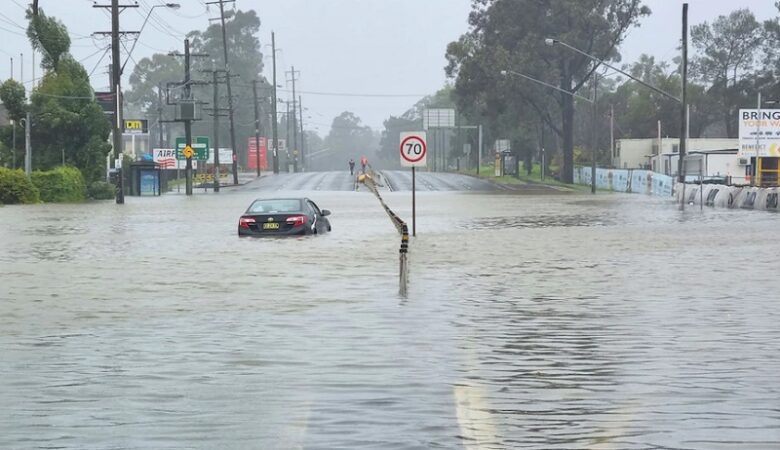 Αυστραλία: Χιλιάδες κάτοικοι στο Σίδνεϊ καλούνται να εγκαταλείψουν τα σπίτια τους λόγω των πλημμυρών