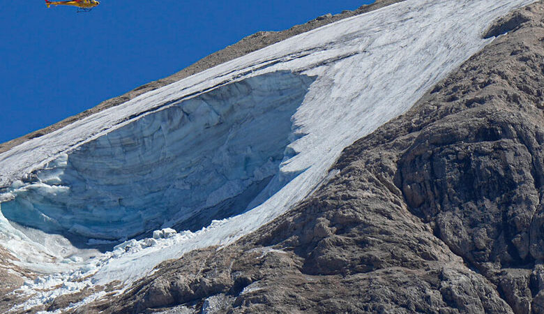 Ιταλία: Επτά οι νεκροί από την αποκόλληση μεγάλου στρώματος πάγου στις Δολομιτικές Άλπεις