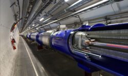 CERN: Επαναλειτουργεί επίσημα μετά από τρία χρόνια ο αναβαθμισμένος μεγάλος επιταχυντής