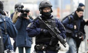Σοκ στην Σουηδία: Τραυματίες από επίθεση με σπαθί σε σχολείο – Χτυπήθηκε ο δράστης από πυρά αστυνομικών