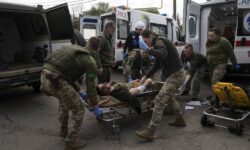 Ουκρανία: Ρωσικοί βομβαρδισμοί στο Ντνίπρο με 21 νεκρούς