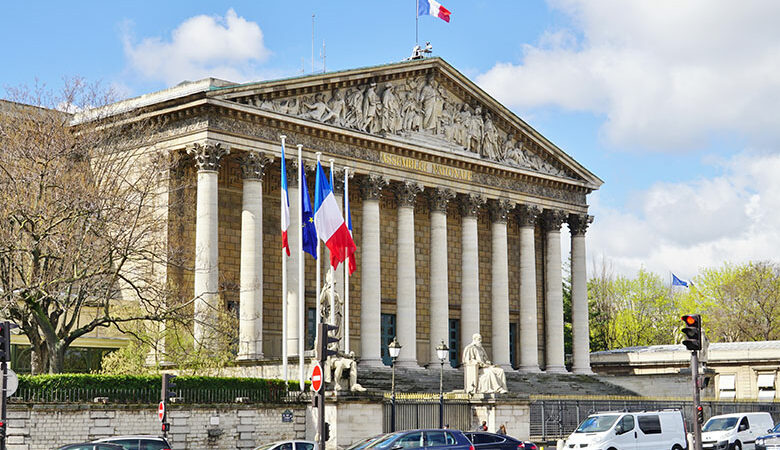 Γαλλία: Κατατέθηκαν προτάσεις μομφής για τη μεταρρύθμιση του συνταξιοδοτικού