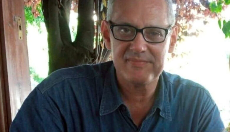 Χατζηδάκης για Κώστα Κούρκουλο: «Χωρίς να του το ζητήσει κανείς, πήγε να εξετάσει συνταξιοδοτικές εκκρεμότητες»