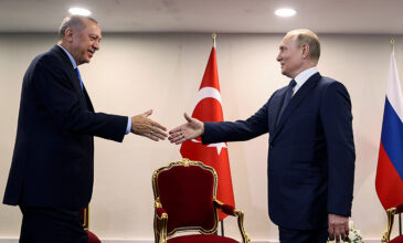 Ρωσία: Καλωσόρισε την πρόταση Ερντογάν για τριμερή συνεργασία με τη Συρία