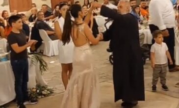 Ηράκλειο: Παπάς έκλεψε τις εντυπώσεις χορεύοντας σούστα με τη νύφη
