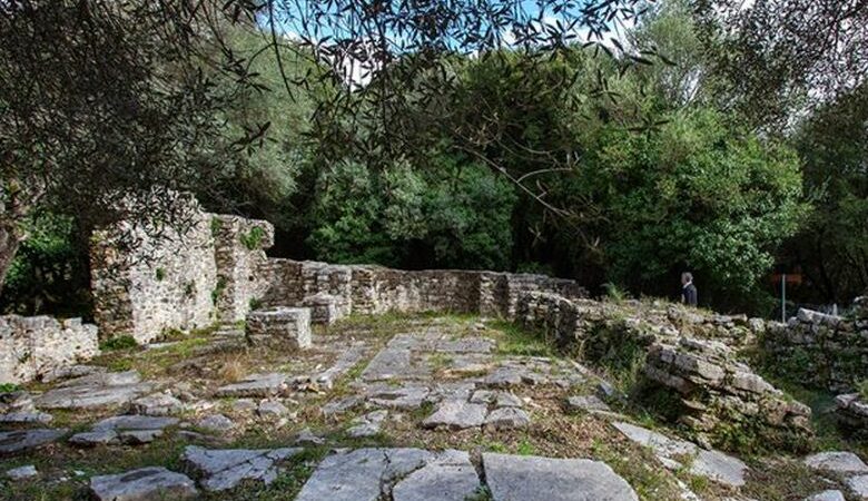 Θεσπρωτία: Άνοιξαν, έκλεψαν και έκαναν ζημιές σε Ρωμαϊκό Μαυσωλείο στην Αρχαία Φωτική