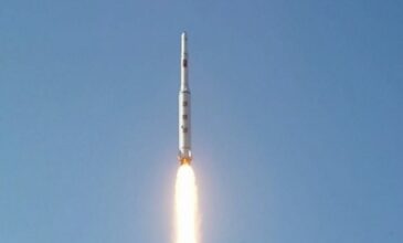 Ιαπωνία: Η κυβέρνηση σκοπεύει να αναπτύξει πυραύλους βεληνεκούς 2.000 χιλιομέτρων