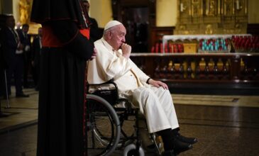 Βατικανό: Στο νοσοκομείο ο πάπας Φραγκίσκος