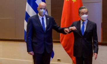 Δένδιας: Η Κίνα στηρίζει την εδαφική ακεραιότητα και τα κυριαρχικά δικαιώματα της Ελλάδας