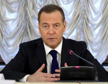 Μεντβέντεφ: «Δεν μπλοφάρουμε με τα πυρηνικά» – Είπε ότι η σύγκρουση της Μόσχας με τη Δύση εξελίσσεται σύμφωνα με το χειρότερο δυνατό σενάριο