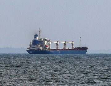 Ουκρανία: Άλλαξε προορισμό το πρώτο πλοίο που απέπλευσε με φορτίο σιτηρών