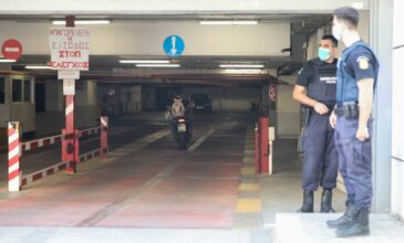Εισβολή με αυτοκίνητο στο πάρκινγκ του Εφετείου: Την προέλευση του 1,5 εκατ. ευρώ αναζητεί η Αστυνομία