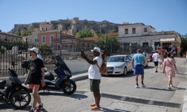 Εντυπωσιακή αύξηση των Γάλλων τουριστών φέτος το καλοκαίρι στην Ελλάδα