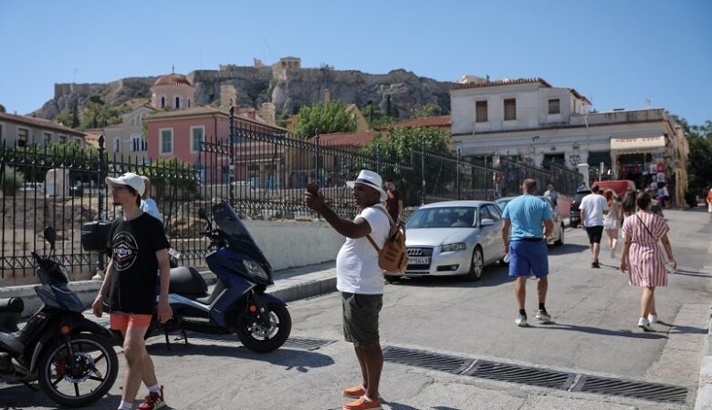 Εντυπωσιακή αύξηση των Γάλλων τουριστών φέτος το καλοκαίρι στην Ελλάδα